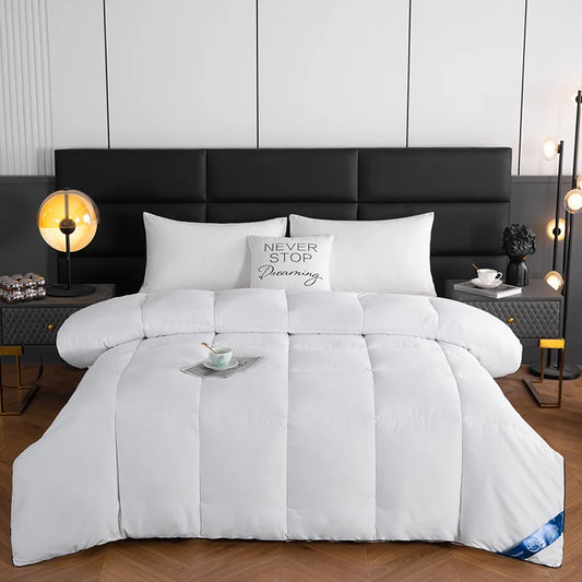 Hotel-Style Cloud Comforter